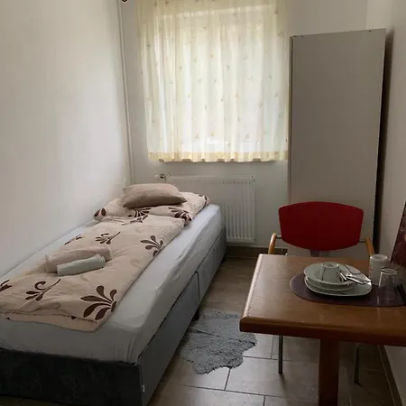 Zv-scholtz Gaestehaus Eisenfelden Pensión *